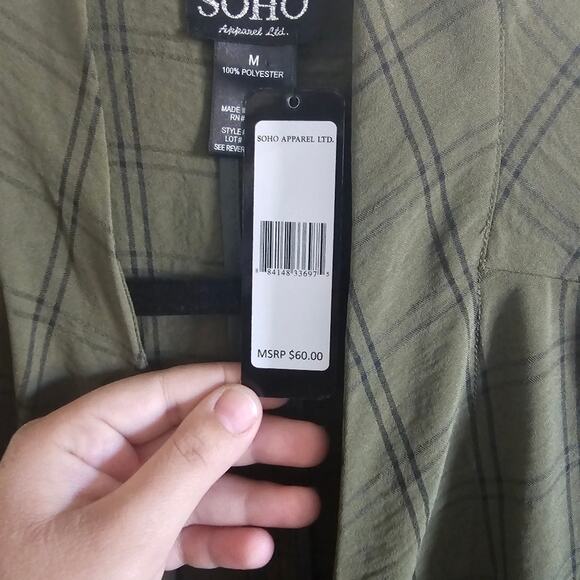 SOHO Apparel LTD. New with Tags Green Cardigan size Medium - Picture 5 of 7